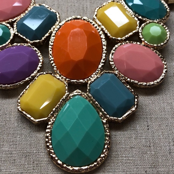 Multi-Colored Statement Necklace - Picture 3 of 6